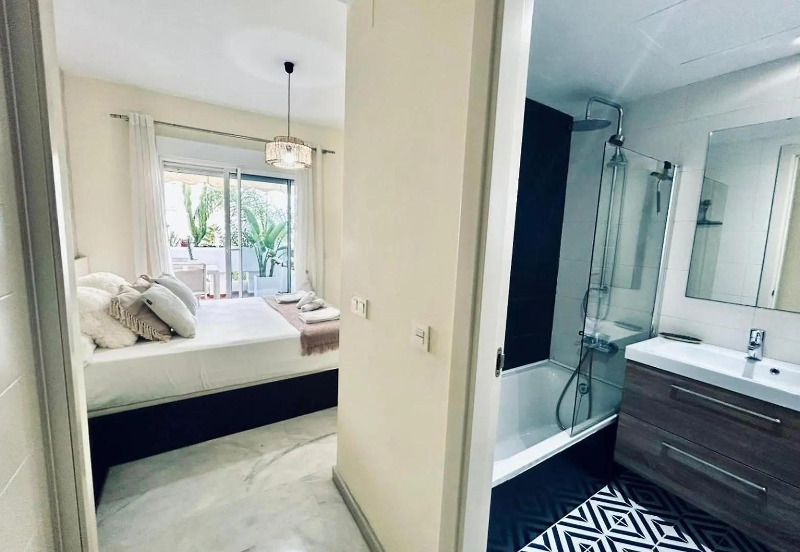 Apartamento Golf Valle Romano Estepona 0*,
